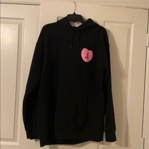 Jeffree Star Valentine’s hoodie